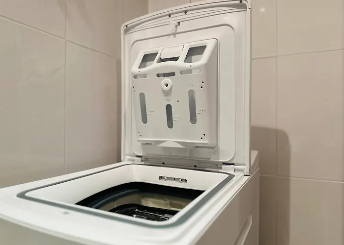 Cozy- 100m From The With Pool & Perfect For2 Апартаменты *