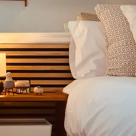 شقة Cozy- 100m From The With Pool & Perfect For2 توريمولينوس