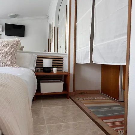 Cozy- 100m From The With Pool & Perfect For2 Appartamento Torremolinos