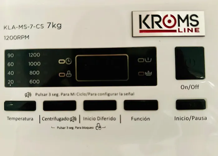 Apartament Cozy- 100m From The With Pool & Perfect For2 *